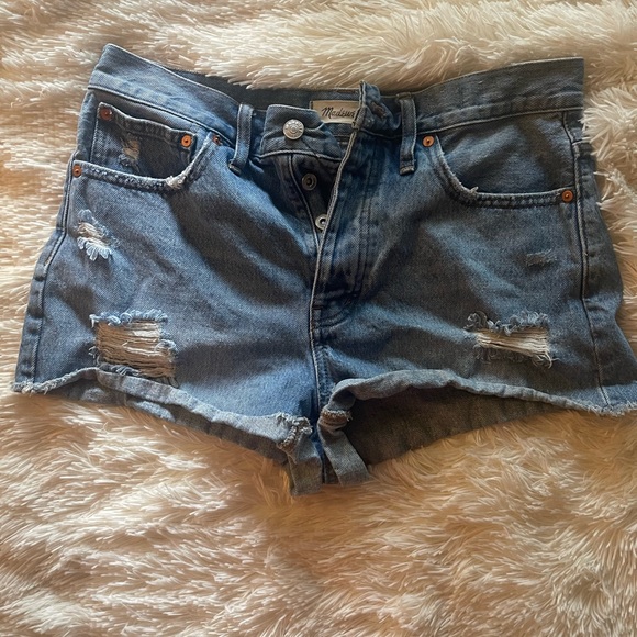 Madewell Relaxed Denim Short - Picture 5 of 8